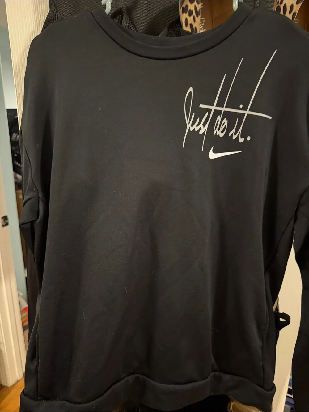 Nike Men’s Black Crew Sweatshirt with White 'Just Do It' Script